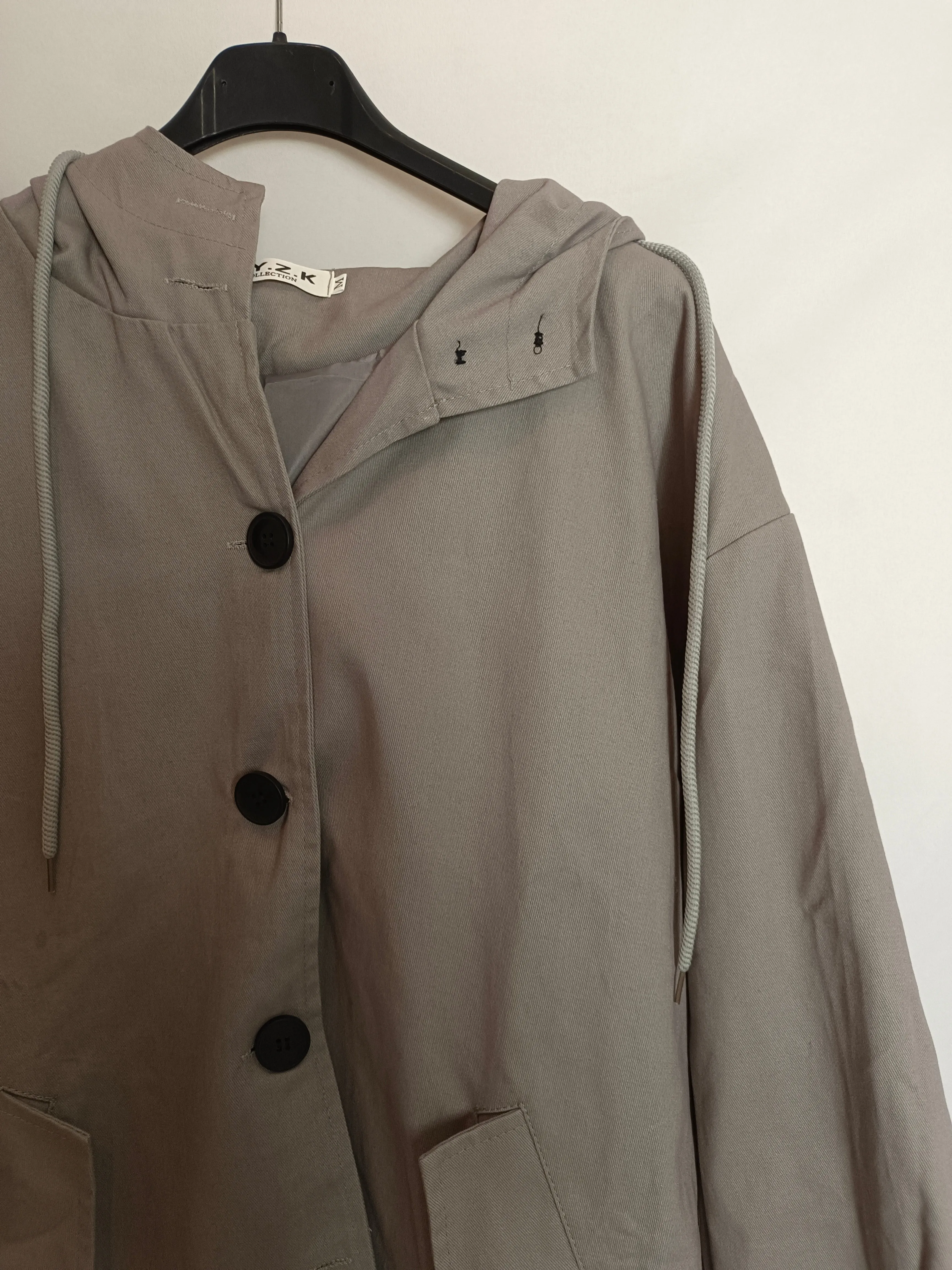 LYZK COLLECTION. Parka gris capucha T.m